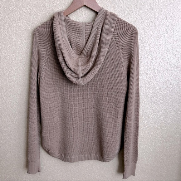 Lauren Ralph Lauren Tan Waffle Print Hooded Sweater - Picture 3 of 7